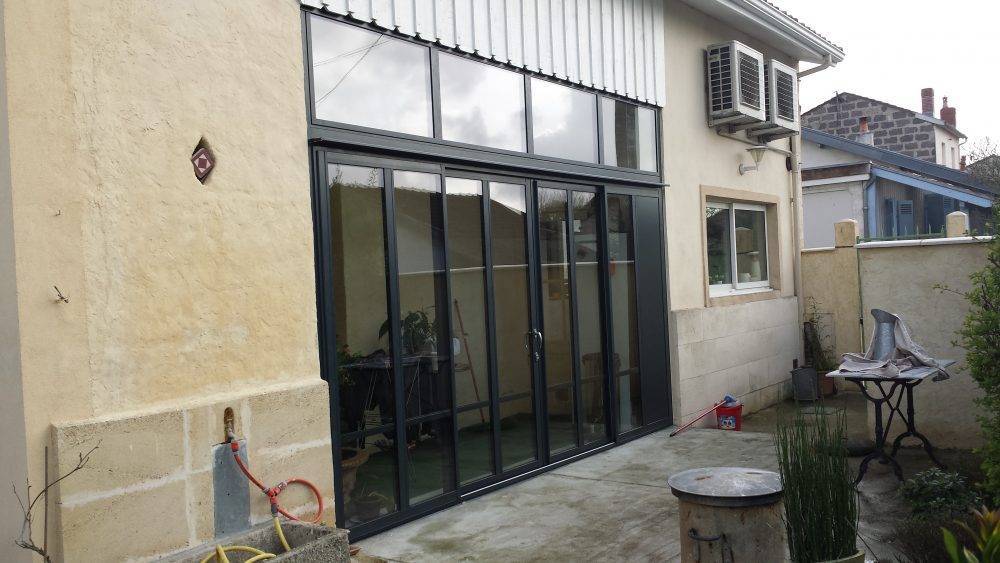 porte fenetres noires